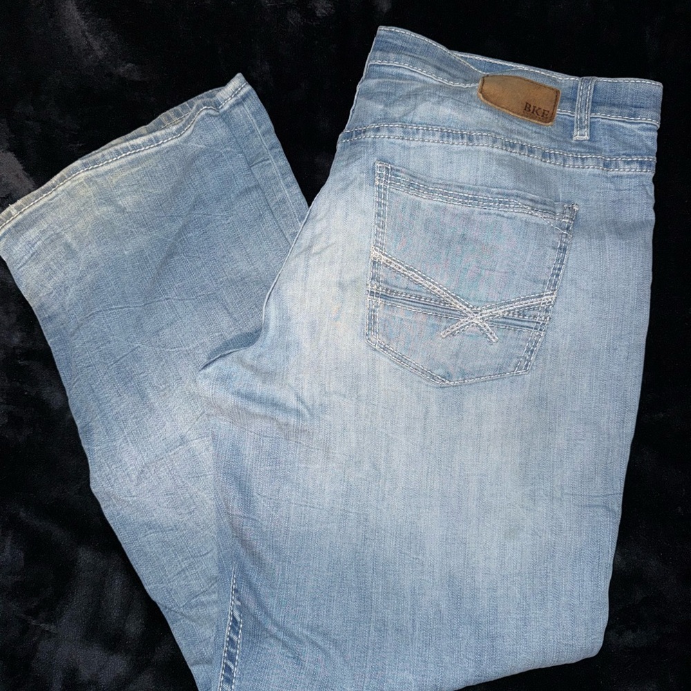 BKE Men's Relaxed Light Blue Jeans